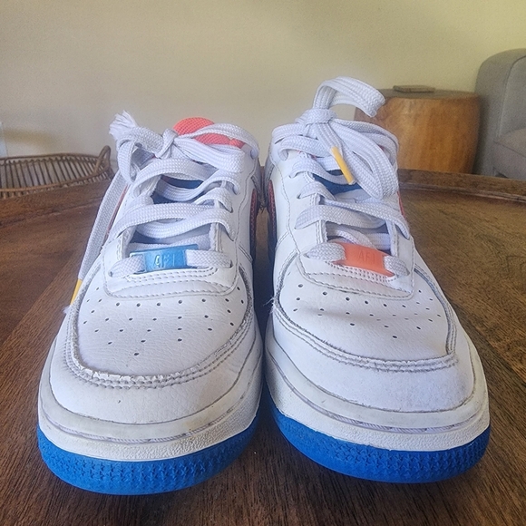 Nike Air Force 1 LV8 GS Offset Swoosh White Red Blue DX1787-100 Kids 4Y - Picture 9 of 15
